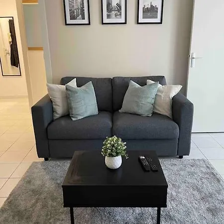Cosy Proche Paris * Le Bourget
